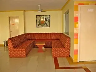 **  Hotel Delux Plaza Agra  India